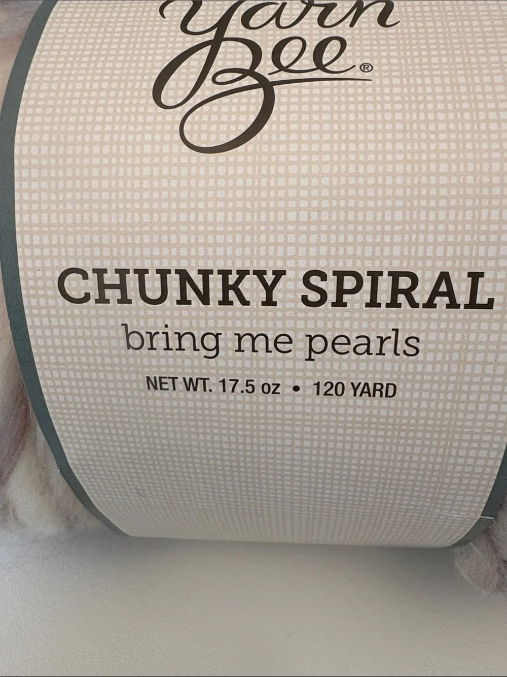 NWT Yarn Bee Chunky Spiral Wool Blend Yarn Skein in Bring Me Petals 120 Yards